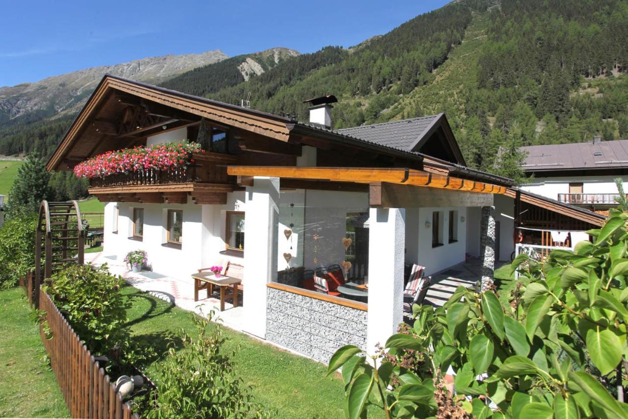 Appartementhaus Florian Längenfeld Екстериор снимка